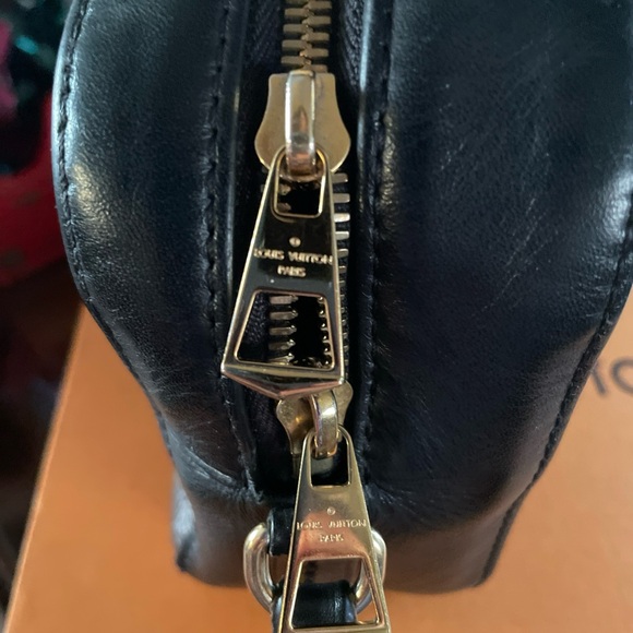 Louis Vuitton Saintonge - Picture 8 of 15